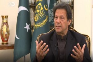 وزیراعظم عمران خان کی اپوزیشن کو وارننگ، پارلیمنٹ سے استعفے دیئے تو پچھتانا پڑے گا