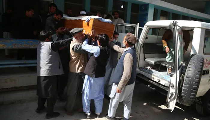 افغانستان میں لگاتار خونی کھیل جاری، مسلح افراد نے 7 مزدوروں کو بے رحمی سے قتل کردیا