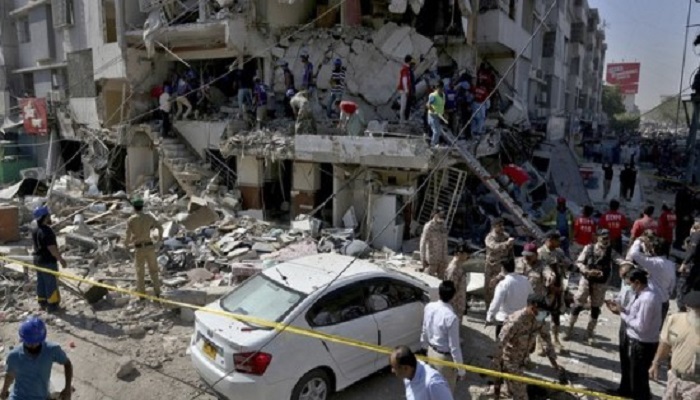 کراچی دھماکہ